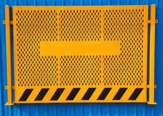 1,2 * 1,8 m Zewnętrzna ściana perforowana z blachy antypoślizgowej Plac zabaw