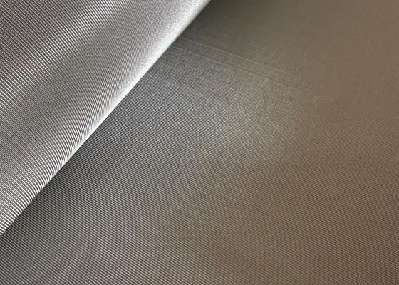 Elastyczna sieć sieciowa ze stali nierdzewnej w zwojach z różnymi typami tkaniny do zastosowań filtracyjnych w przemyśle