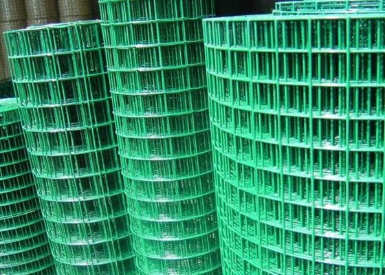 Zielona ocynkowana spawana siatka druciana do zabezpieczania domów i budowy