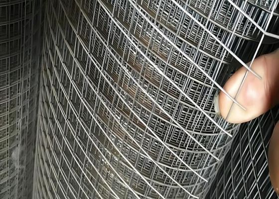 Galwanizowana, spawana siatka drutu z ochronną farbą z tworzyw sztucznych