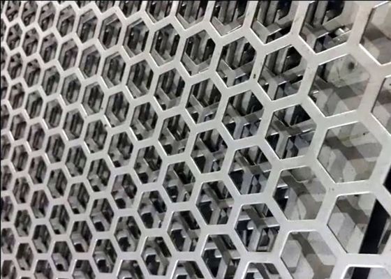 Kolorowa powłoka PVC Perforowana blacha aluminiowa do dekoracji ścian zewnętrznych