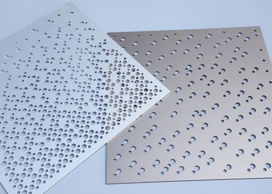 Srebro Perforated Sheet z dostosowanymi kształtami otworów