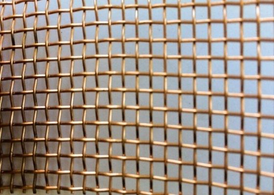 Siatka druciana z miedzi lub innych stopów o gładkim splocie o długości 50 m